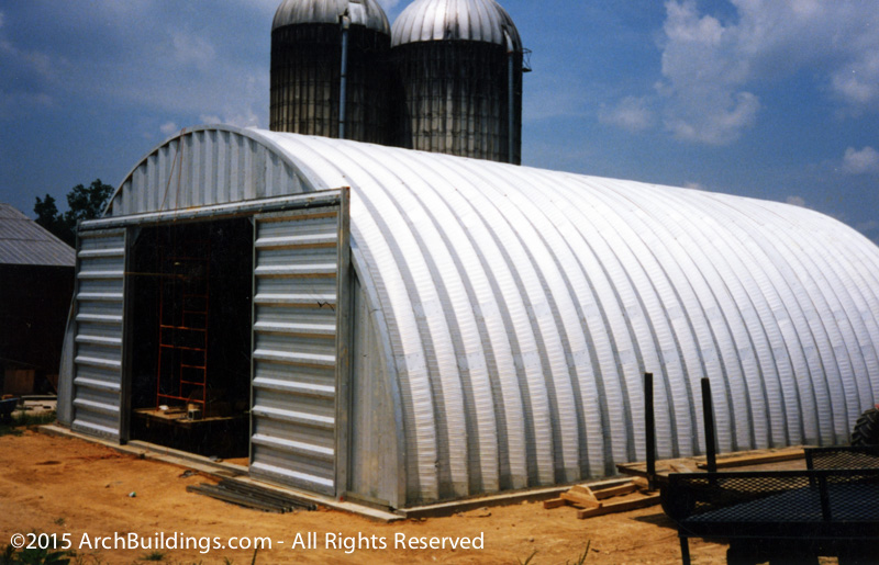 Whether you're storing hay or tobacco, agricultural arch buildings are an excellent choice.